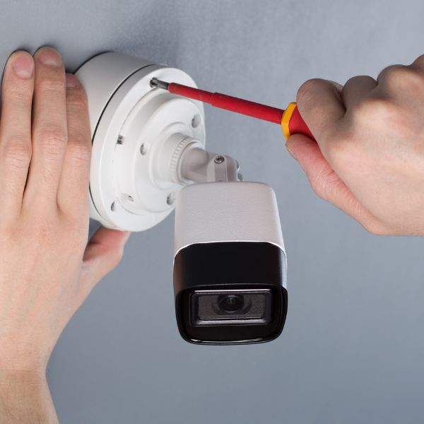 Quy trình lắp đặt camera shop thời trang chuyên nghiệp