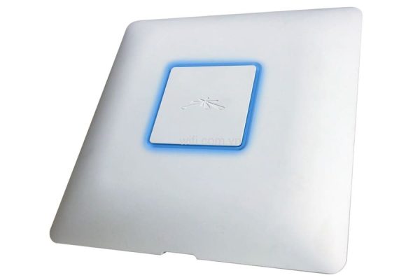 Bộ phát wifi Ubiquiti UniFi AP AC